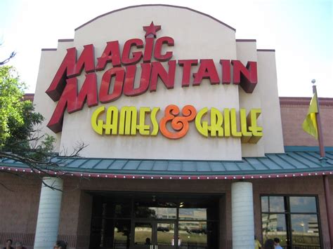 Instagram-Worthy Spots at Magic Mountain in Columbus, OH